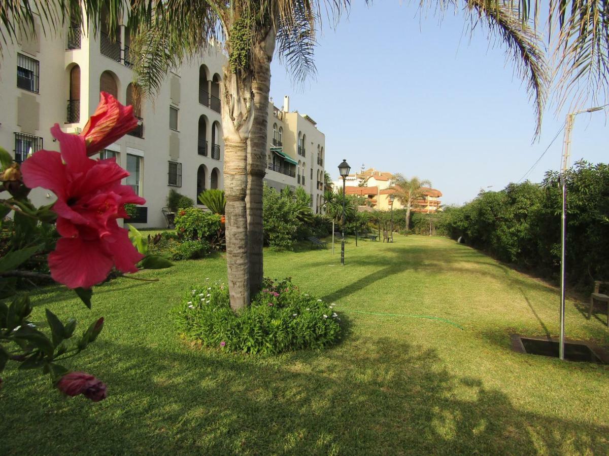 Malaga Paradise Beach Torre de Benagalbon Exterior photo
